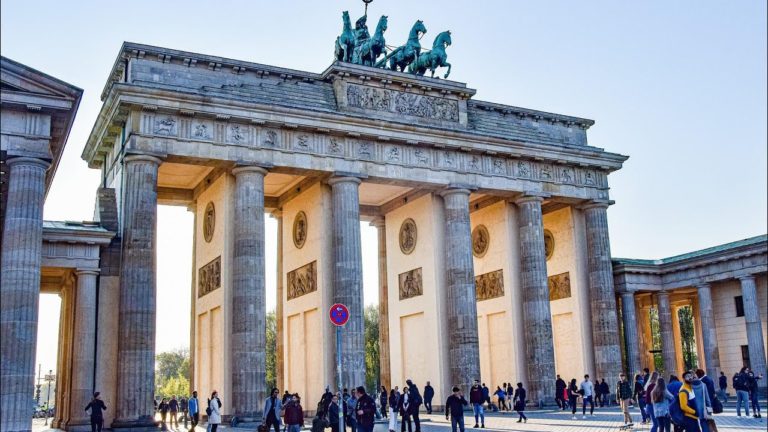 Berlin Travel Guide#shorts#travelgram#travelphotography#travelvideo#berlin#travelblogger#travelvlog